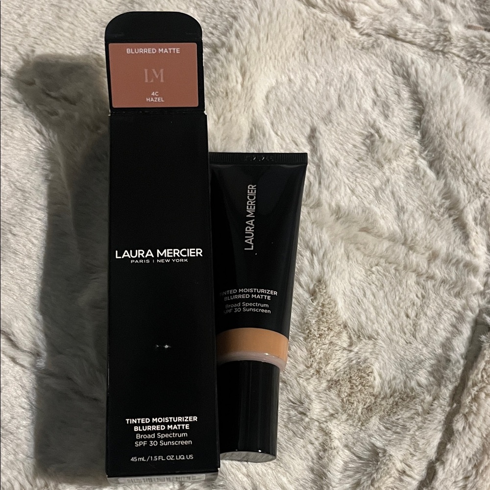 Laura Mercier Blurred Matte Tinted Moisturizer - Hazel (4C) Hazel